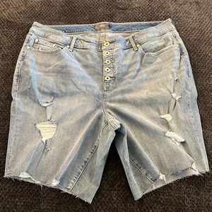 Torrid Bermuda shorts